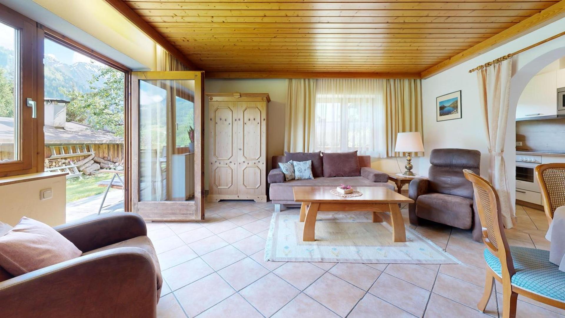 Apartment mit Terrasse